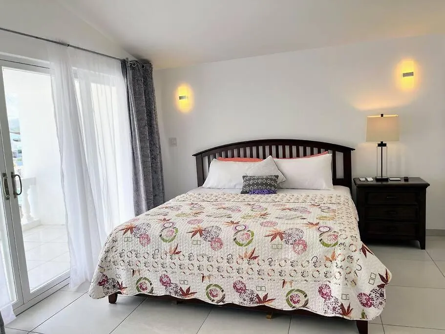 Casa vacanze Renovated Waterfront Villa Near The Beach Jolly Harbour